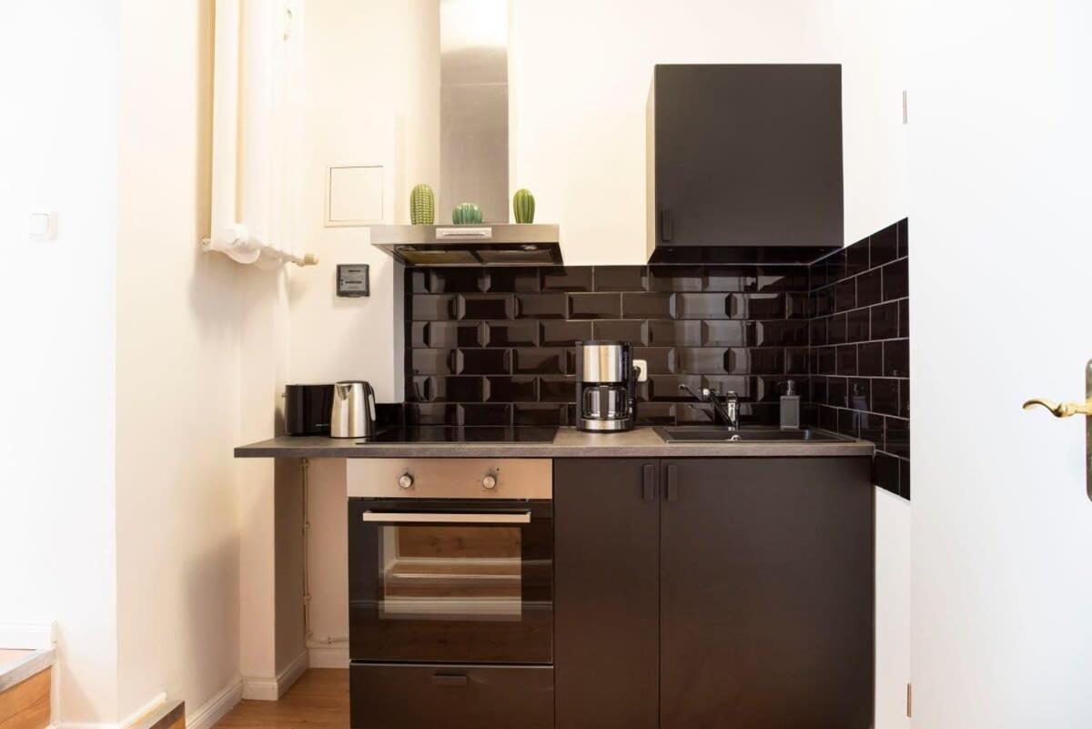 Spacious Loft Style Studio In Berlin Wilmersdorf מראה חיצוני תמונה